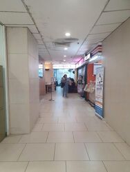 Lucky Plaza (D9), Shop House #607902511